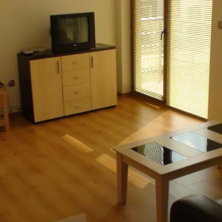 English House Two Bedroom & Living Sveti Vlas