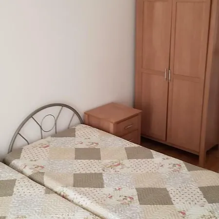 English House Two Bedroom & Living Lägenhet *