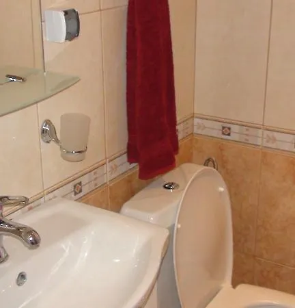 דירה English House Two Bedroom & Living סבטי ולאס