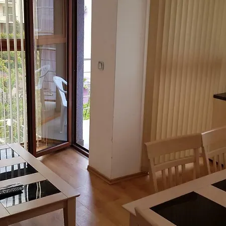 דירה English House Two Bedroom & Living *